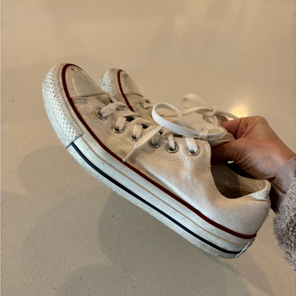 Converse White Ankle Shoes Sneakers Womens size 7